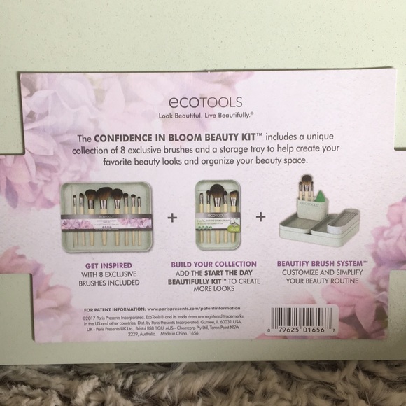 •EcoTools Beauty Kit• - Picture 2 of 2